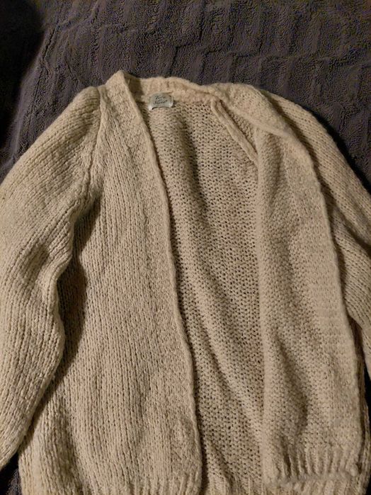 Beżowy  cardigan