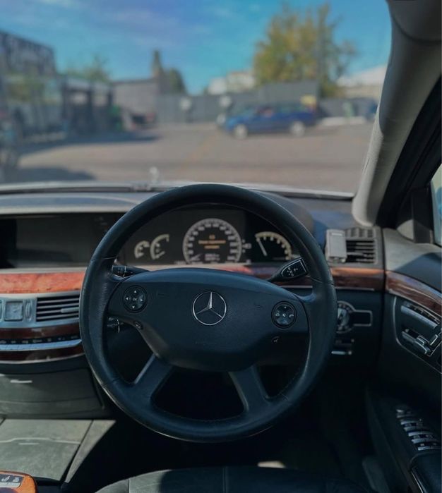 Продам mercedes benz w221 s320