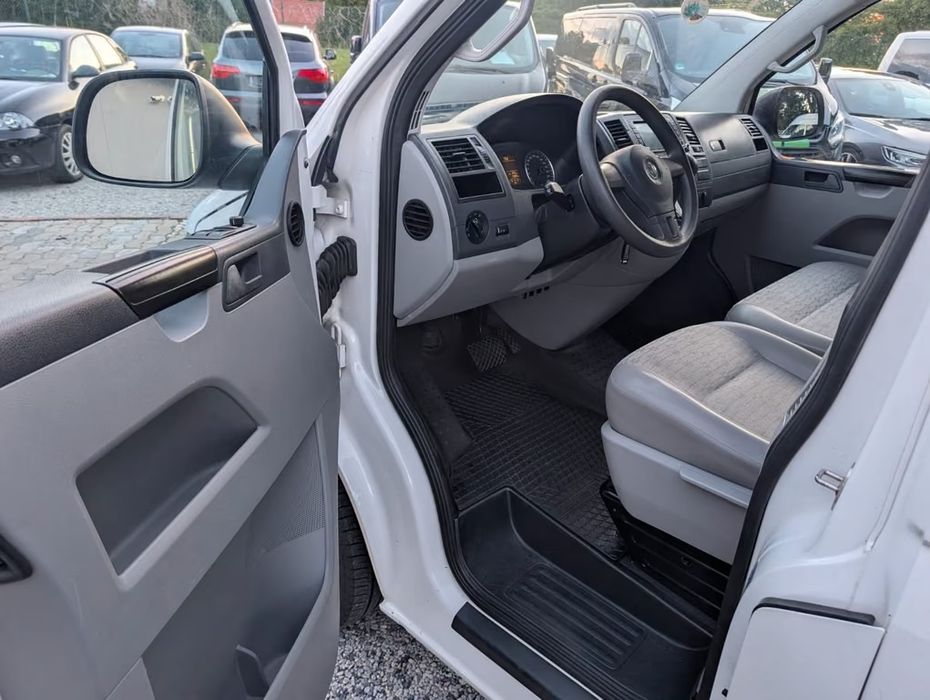 Volkswagen T5...