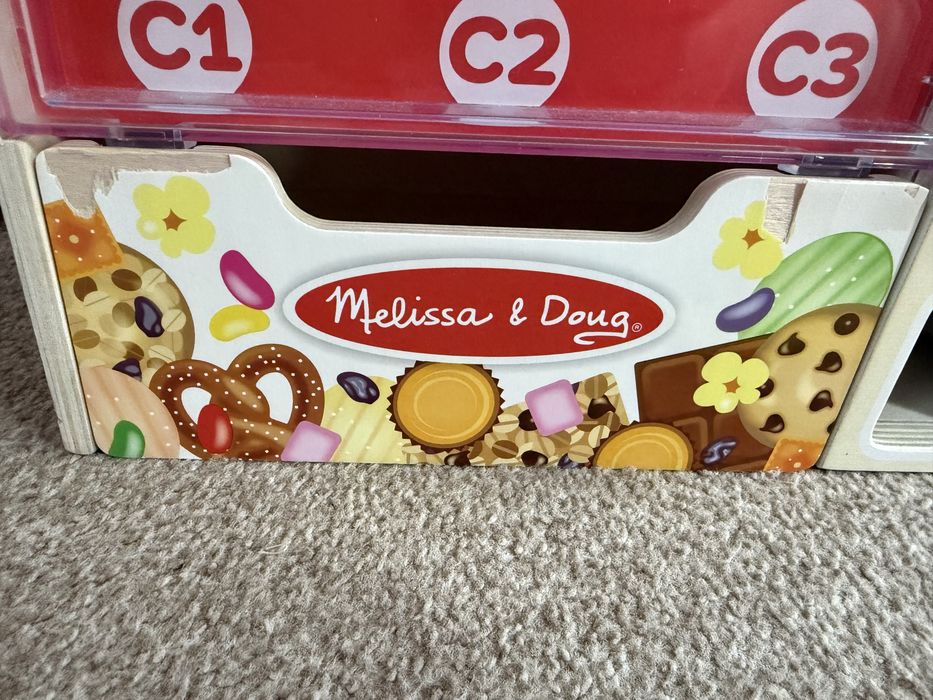 Automat do przekąsek - zabawkowa maszyna sprzedająca Melissa and Doug