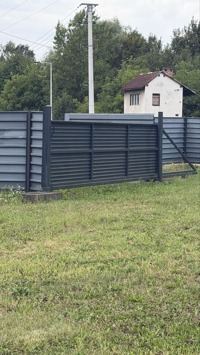 Wynajem garażu / magazynu / skrytki – Brzeszcze, ul. Nosala | Ogrodzony, Monitoring - Więcej