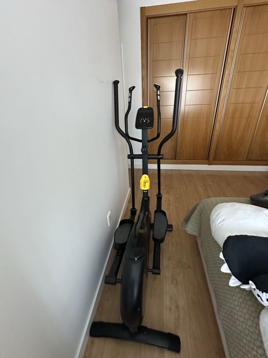 Eliptica  Domyos 520 - como nova