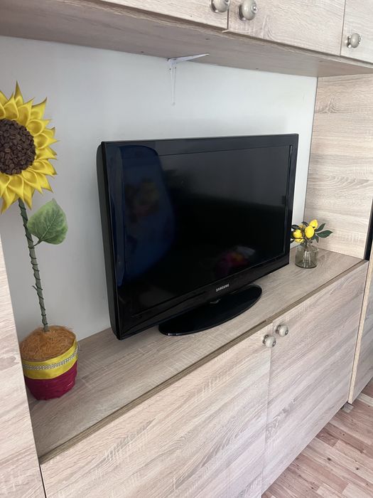 Telewizor Samsung 32” LE32E420E2W – HDMI, USB, sprawny z pilotem