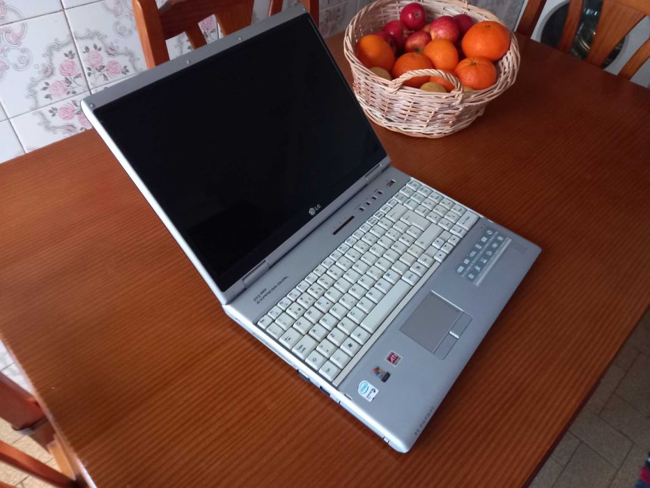 LG P1-J332P Laptop for Parts64729938278275121