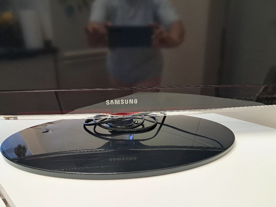 TV com 32 polegadas (81 cm) HD  marca SAMSUNG