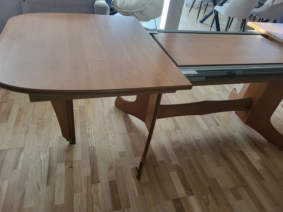 Stół rozkładany duży