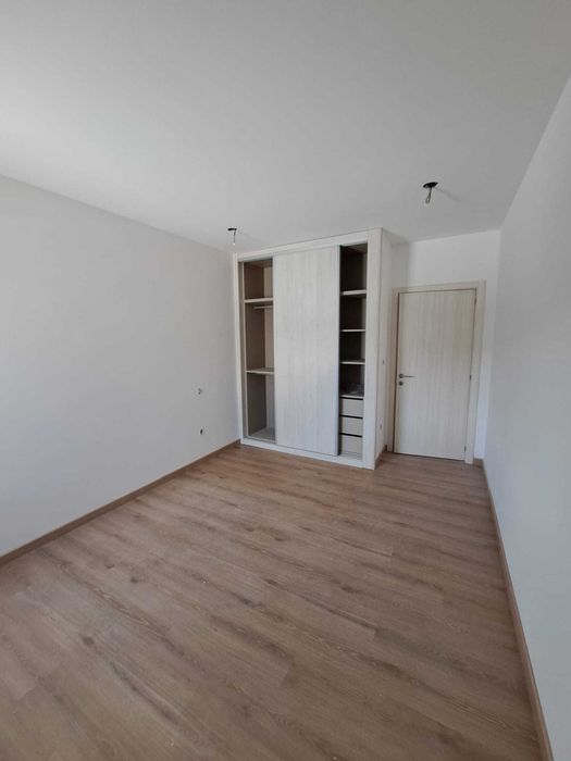Apartamentos T3 novos com garagem individual em moradia de 2 pisos