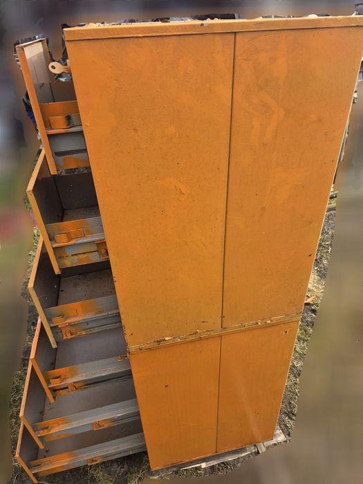 Szafki metalowe porządne  do domu lub warsztatu