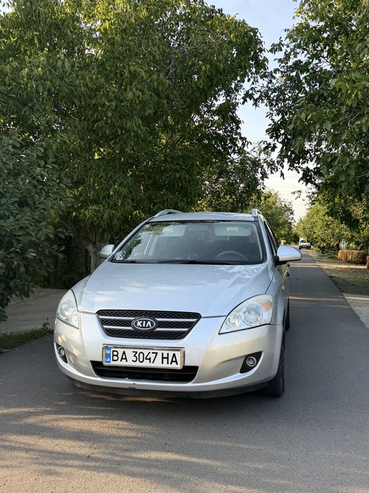 Kia ceed универсал, 1,6 бензин  2007 год