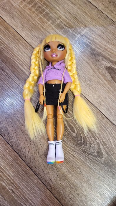 Rainbow high  оригинальная кукла жолтая санни
