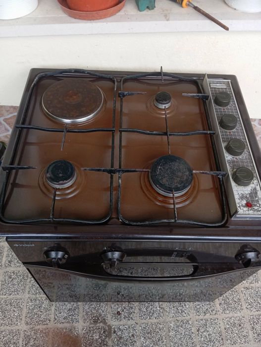 Fogão a gás e electricidade