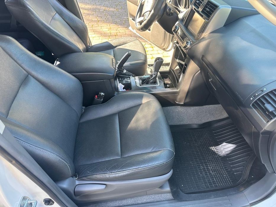 Toyota Land Cruiser Prado 150