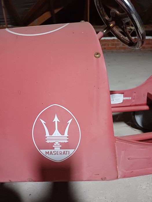Auto metalowe jeżdzik Maserati