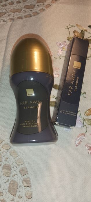 Zestaw kosmetyków Avon: Perfumetka + Antyperspirant Far Away Glamour