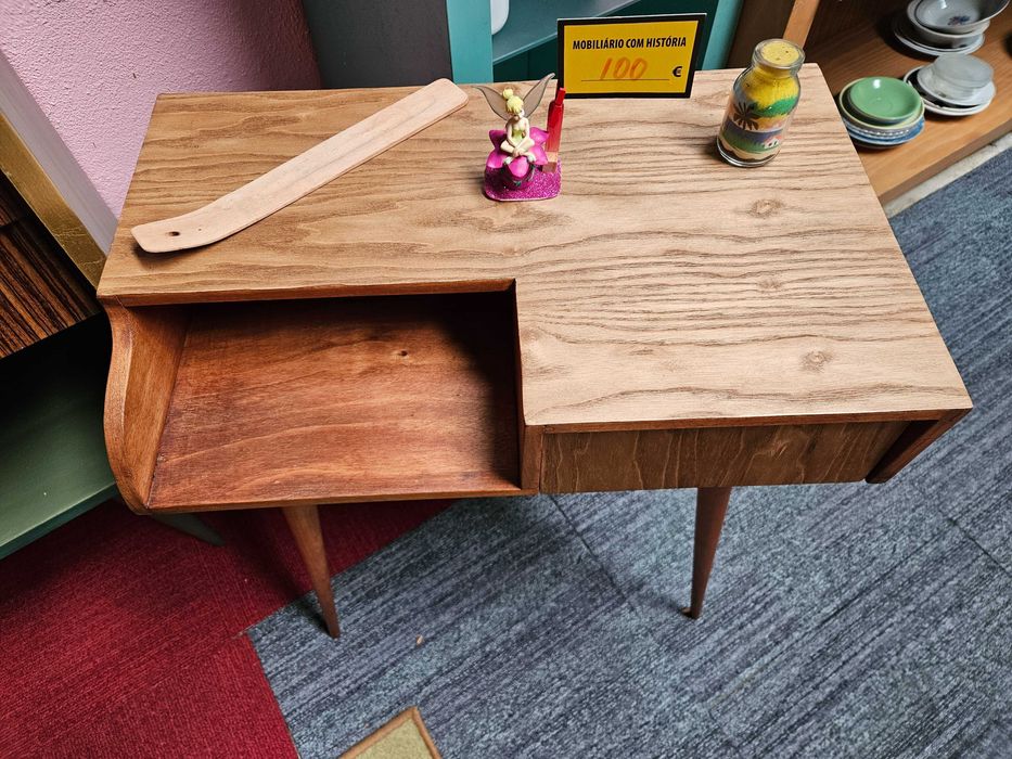 Mesa de apoio em madeira - Totalmente restaurada