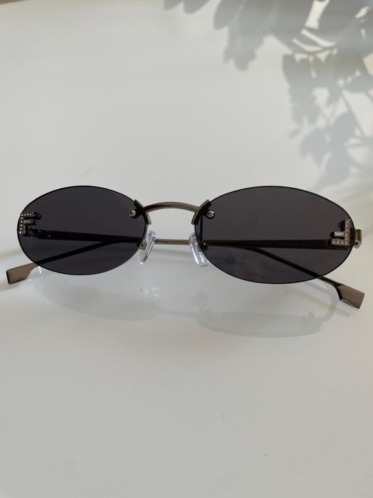 Piekne okulary przeciwsłoneczne  Fendi
