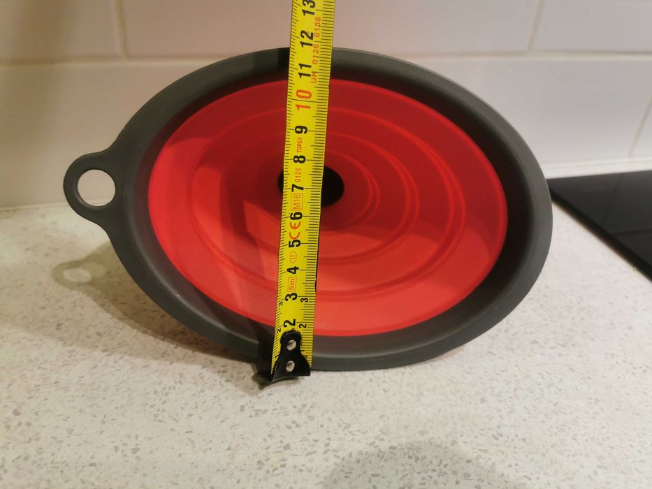 Silikonowy składany lejek 4,5–15cm, średnica 10-15cm, czerwony