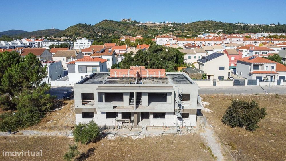 Apartamento T3 Novo com Terraço Privativo – GOLDEN RESIDENCES – AIRES