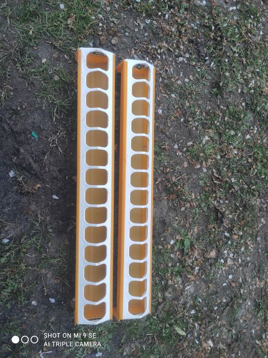 Karmniki dla piskląt