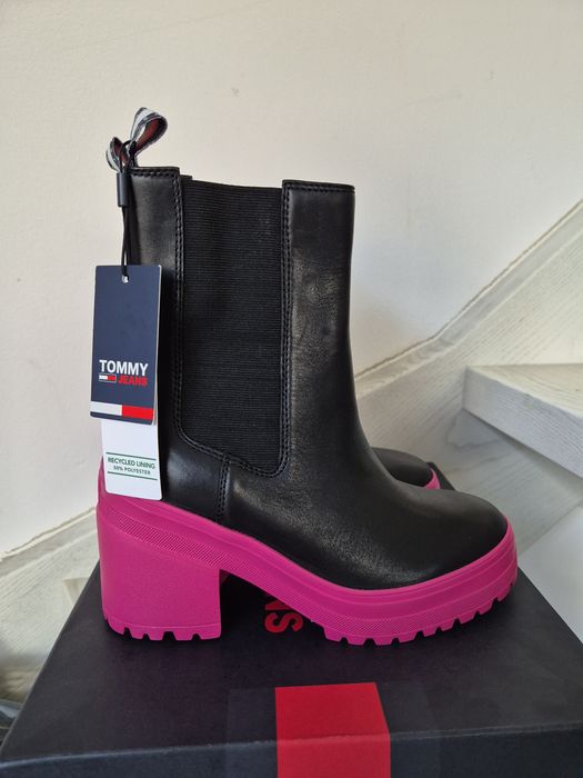 Nowe buty damskie botki trapery damskie tommy jeans 38 czarno różowe