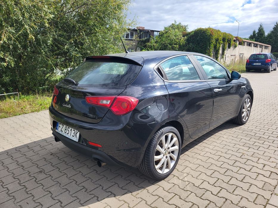 Alfa Romeo Giulietta / 2.0 diesel 170 ps / Zarejestrowany  / uszkodzona