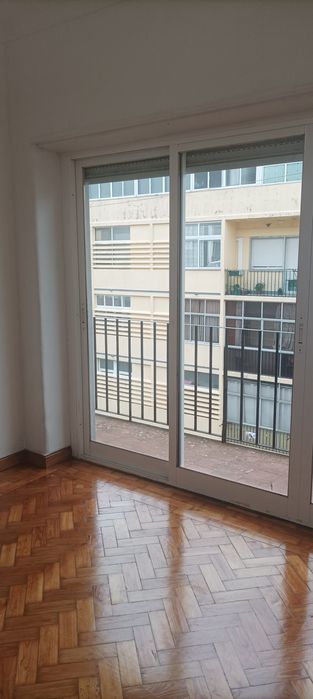 T2 Boas áreas, boas vistas, estação Queluz