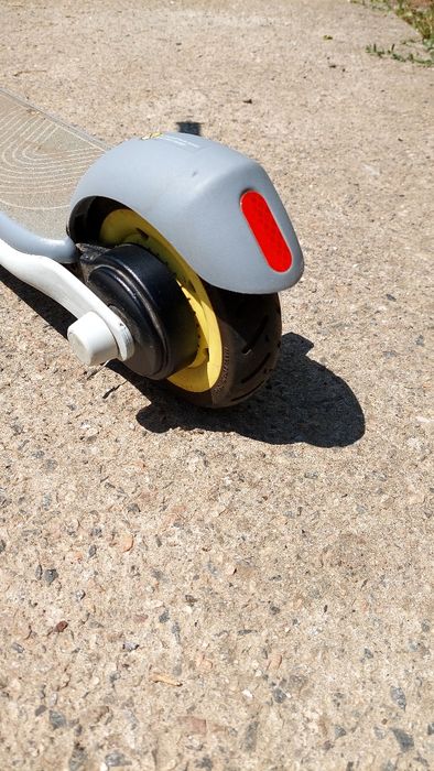Електросамокат Segway Ninebot C8 White