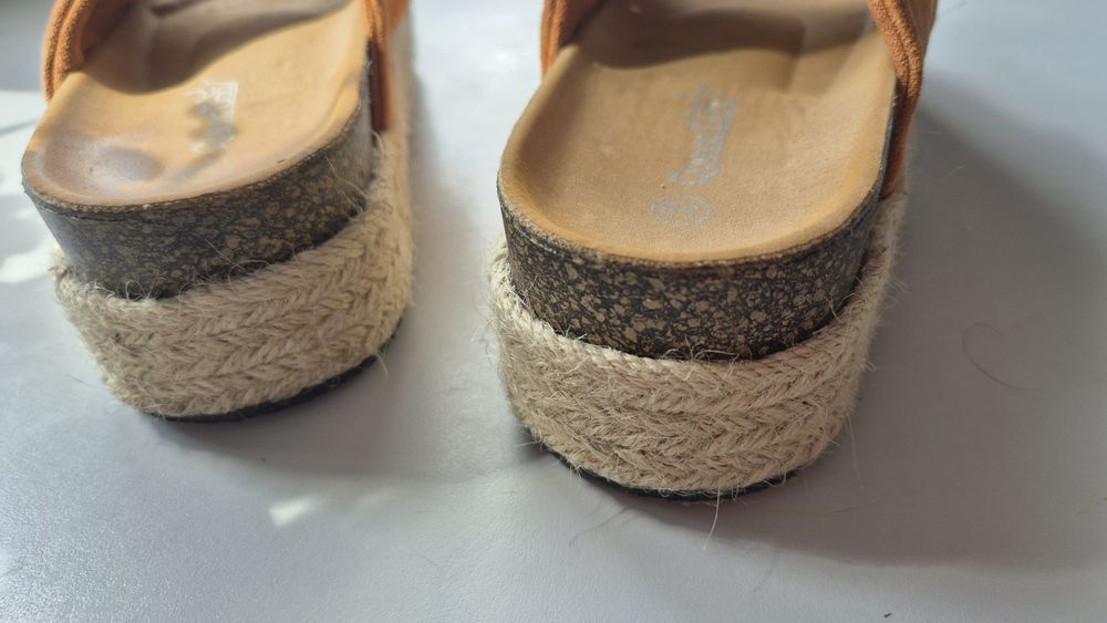 Damskie laczki 38 klapki gruba podeszwa