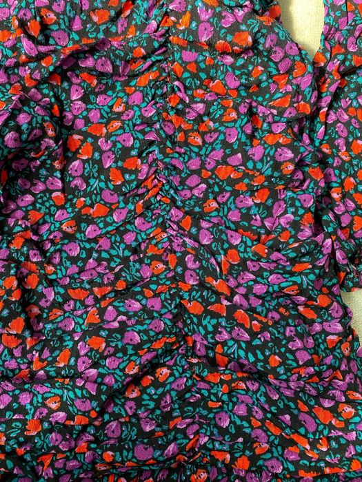 Vestido padronizado, com franzidos, da Lefties