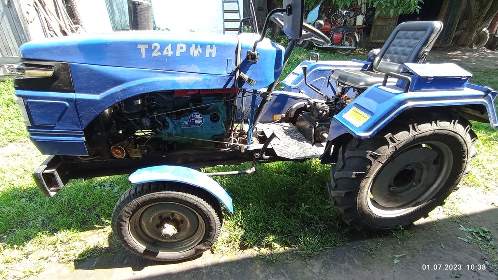 Продам трактор т 24