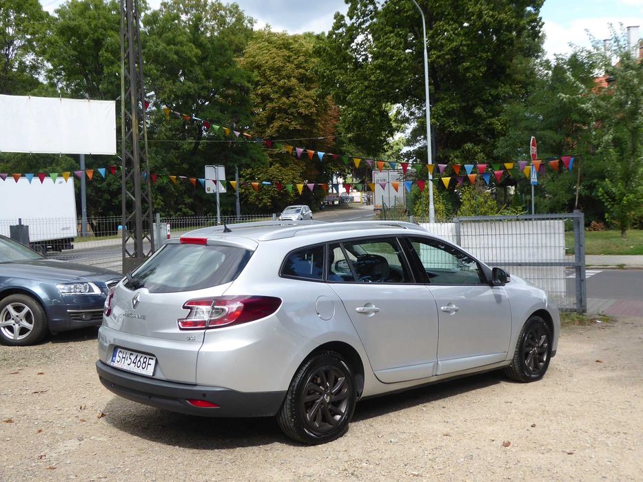 Renault Megane 1.6 Diesel, Krajowy, Nowe Opony, Bogate Wyposażenie