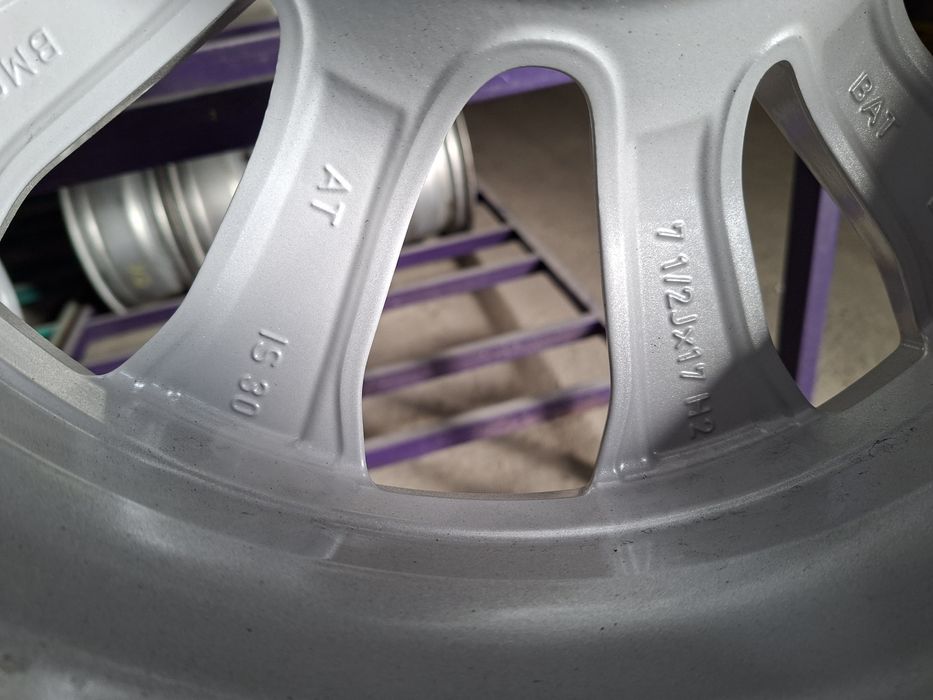 Диски 5/112 R17 7,5J ET30.