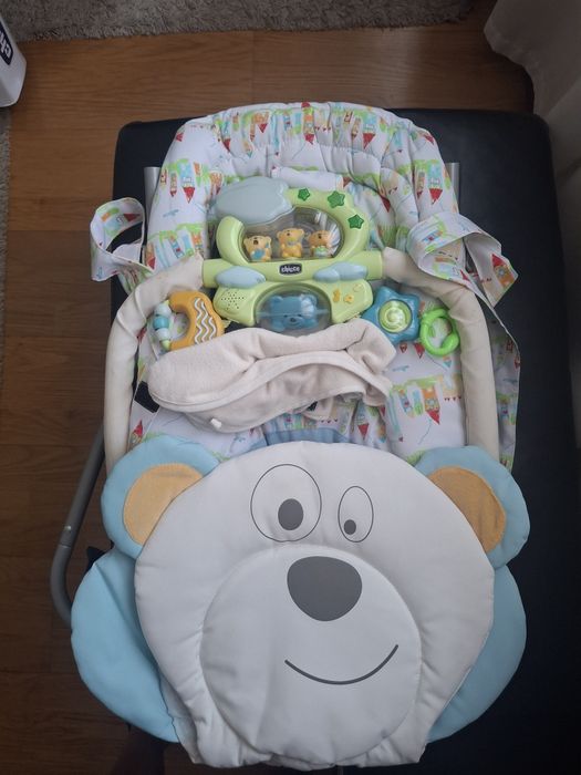 Cadeira de baloiço Chicco Dreams Bouncing Chair – Espreguiçadeira bebé + barra de atividades