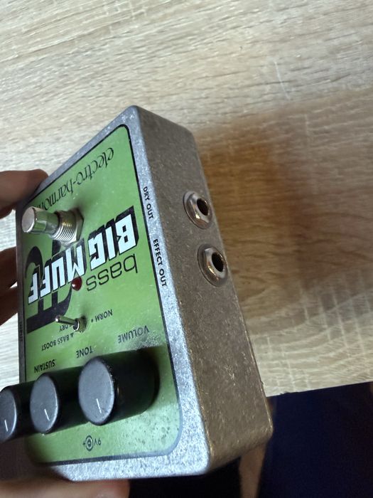 Electro - harmonix bass Big Muff