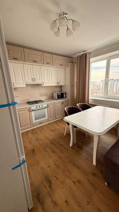 Здам в оренду ексклюзивну 3к квартиру біля Парку Шевченка, центр