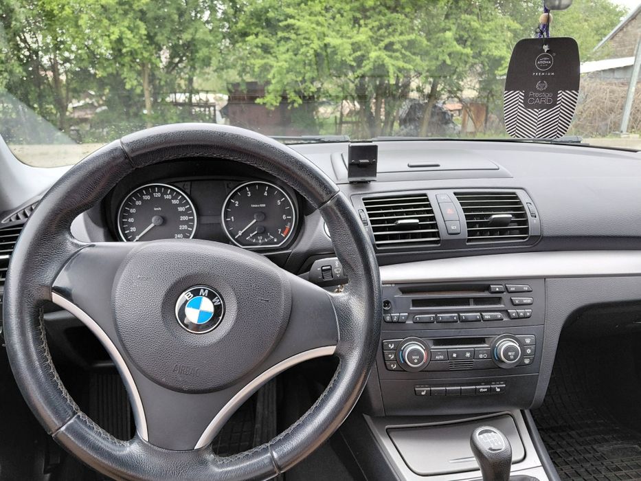 BMW 1 E87 2.0 benzyna 143KM
