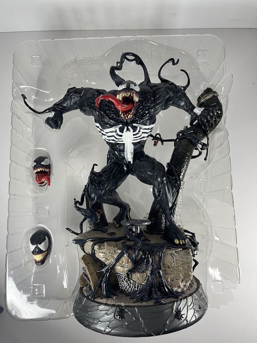 Фігурка Веном 37см Марвел symbiote Venom Marvel comics Eddie Brock