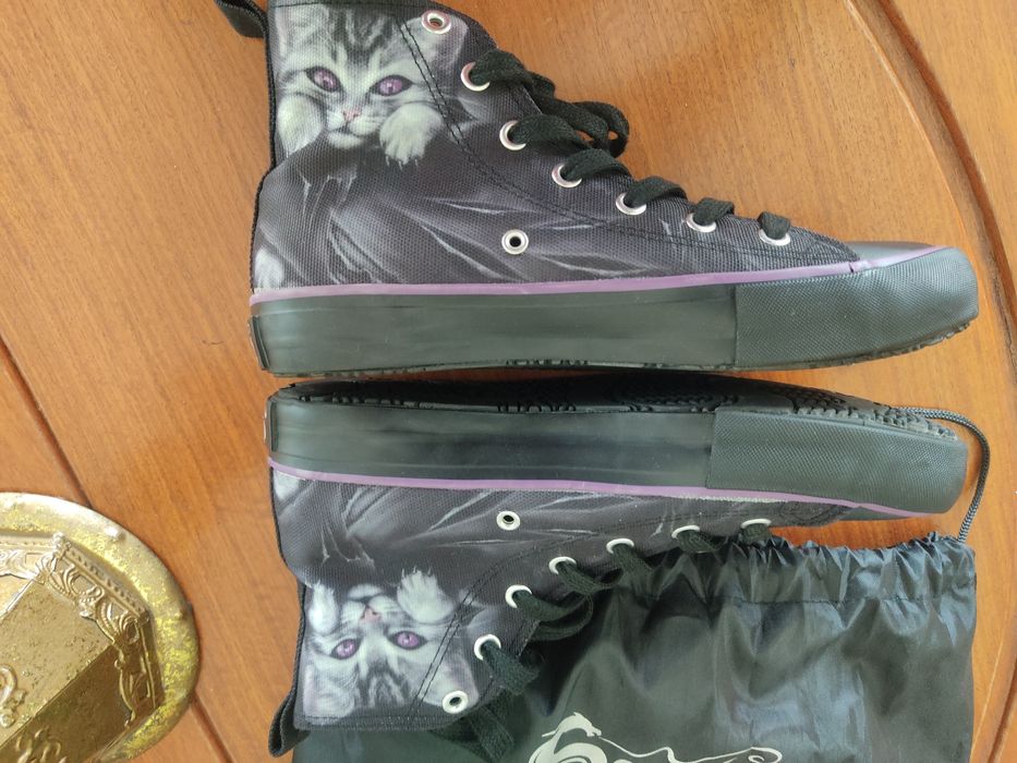 Tênis marca spiral número 38 por estrear