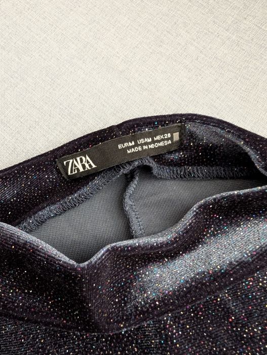 Błyszczące body Zara