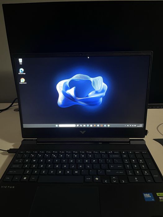 HP Victus 15 I5/RTX5060/16GB RAM (DDR5 5200mhz)