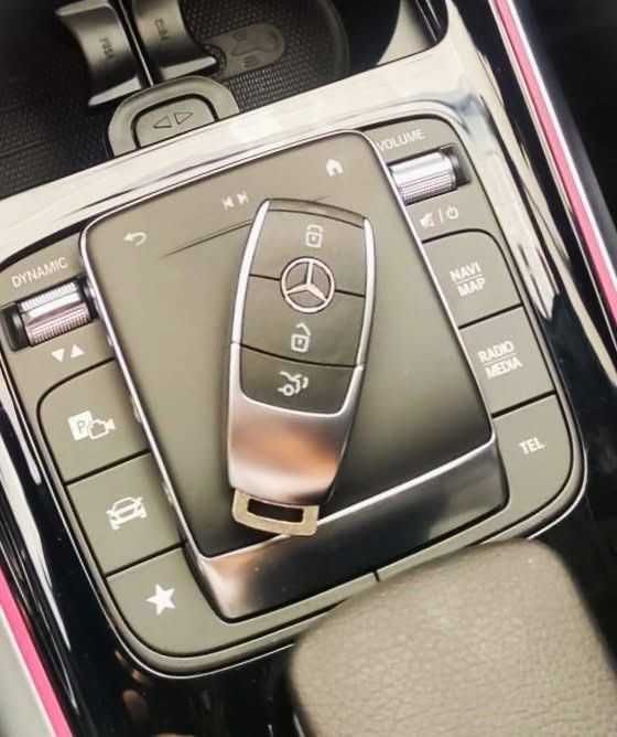 Mercedes-Benz EQB 250 – Electric Luxury SUV!