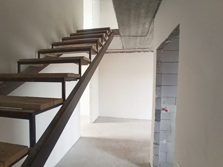 Таунхаус Чистовий 90 м² в Агрономічному, 3 спальні