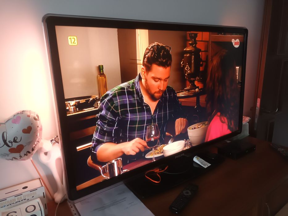 Telewizor PHILIPS 42 cale