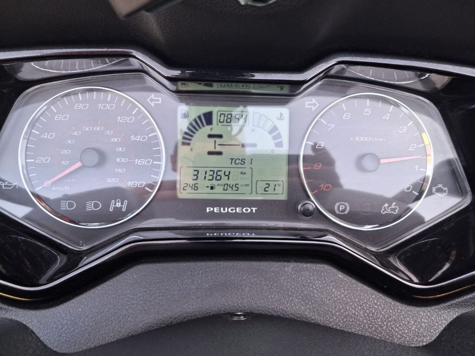 Peugeot metropolis kat b l5e mp3 Piaggio gilera