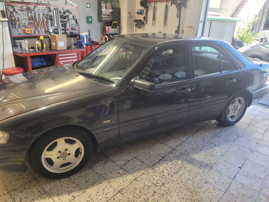 Mercedes Benz C200 Sport