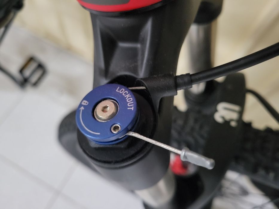 BTT Rockrider 560, M, roda 27,5