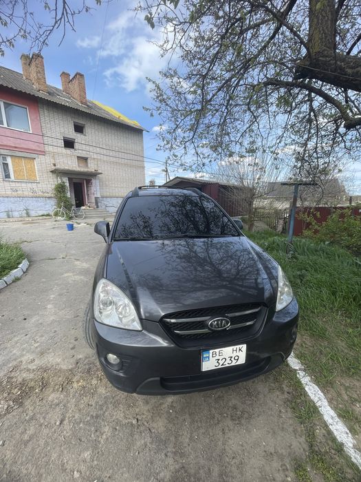 KIA CARENS 2.0 газ/бенз