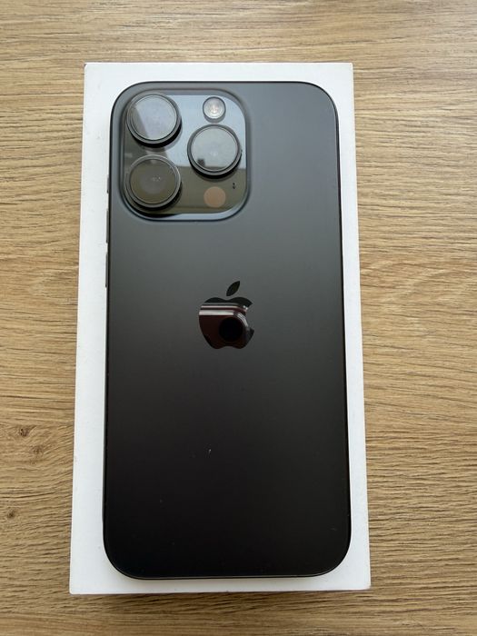 Iphone 15 pro Titanium Black
