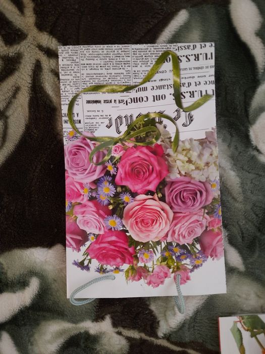 Праздничные пакеты, фольга для букетов