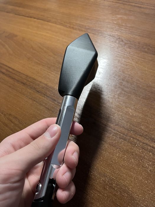 Нові дзеркала на мотоцилк